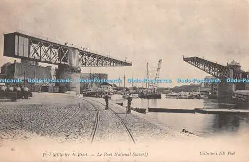R334056 Port Militaire de Brest Le Pont National ouvert ND Phot