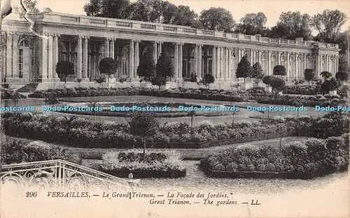 R336184 296 Versailles le Grand Trianon Le Facade des Jardins Great Trianon The