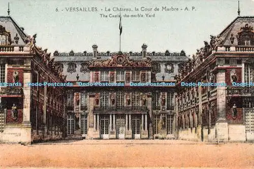 R340837 Versailles Das Schloss der Marmorhof A Papeghin