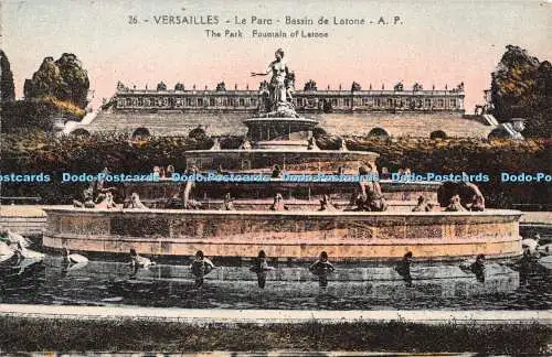 R340838 Versailles Der Parkbrunnen von Latone A Papeghin