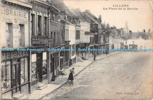 R341931 Lillers La Place de la Mairie Poriche fils Desaix