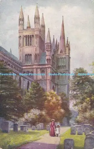 R345659 Peterborough Cathedral von N E Raphael Tuck and Sons