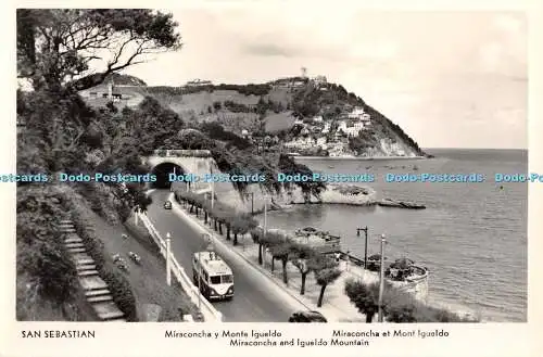 R347723 San Sebastian Miraconcha und Igueldo Mountain Manipol Retro