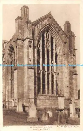 R348637 Melrose Abbey East Window Swaingravure von John Swain H M Office of Work