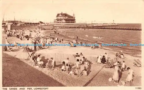 R352469 Lowestoft The Sands and Pier J Salmon 1950