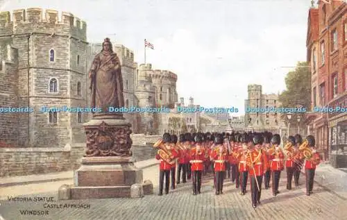 R354584 Victoria Statue Castle Approach Windsor 4180 Aquarell J Lachs 1960