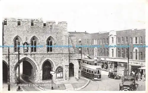 R351347 Southampton The Bargate Valentine Silveresque