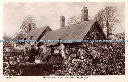 R351874 Stratford on Avon Ann Hathaway Cottage W H S and S