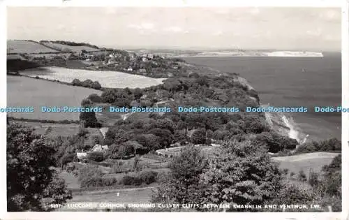 R352207 I W zwischen Shanklin und Ventnor Luccombe Common zeigt Culver Cliffs N