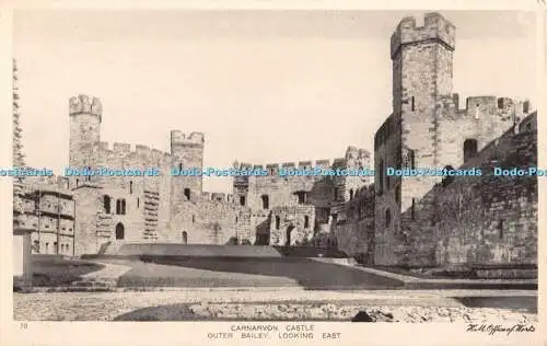 R354000 Carnarvon Castle Outer Bailey Blick nach Osten The Vandyck Printers H M Offi