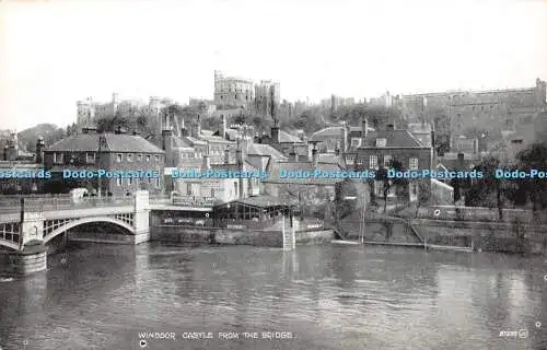 R354131 Windsor Castle From The Bridge 87698 J V Valentine and Sons