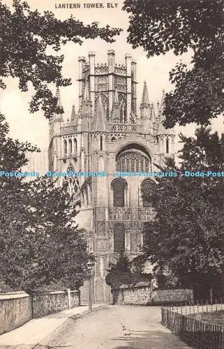 R359459 Ely Lantern Tower V und S J F Burrows