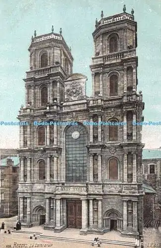 R363199 616 Rennes La Cathedrale L V und C Aqua Foto Paris