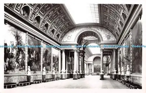 R364746 Versailles Le Palais The Gallerie of the Battles Editions d Art Lys