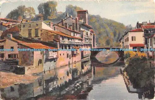 R364844 La Douce France Le Pays Basque Saint Jean Pied de Port Basses Pyrenees V