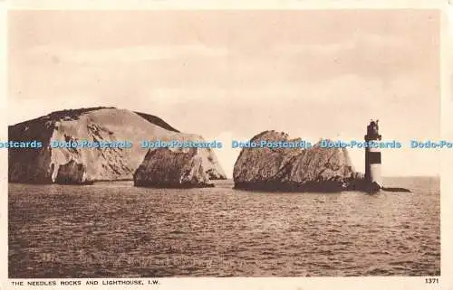 R363710 The Needles Rocks And Lighthouse I W 1371 W J Nigh Fotografie