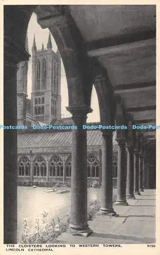 R366882 Lincoln Cathedral Der Kreuzgang mit Blick auf die westlichen Türme J Salmon Gravu