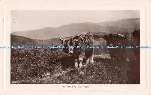 R370252 490 Highlanders at Home Davidsons Real Photographic Series Ideal Series