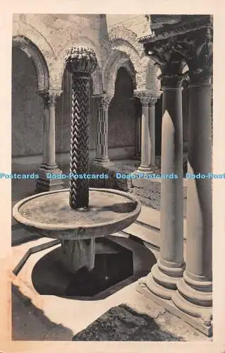 R368540 Monreale Palermo Chiostro Particolare 73481 Zeda Grafia