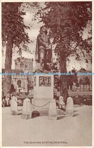 R366979 Bedford The Bunyan Statue E T W Dennis