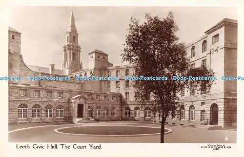 R369623 Leeds Civic Hall The Court Yard Chas R H Pickard