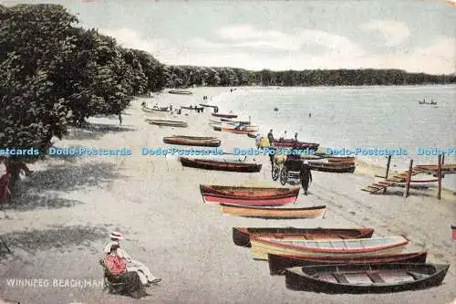 R371364 Man Winnipeg Beach Souvenir Mailing Card