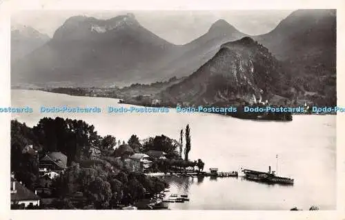 R369710 1310 Lac dAnnecy Le Port de Talloires Duingt et le Massif des Bauges Gil