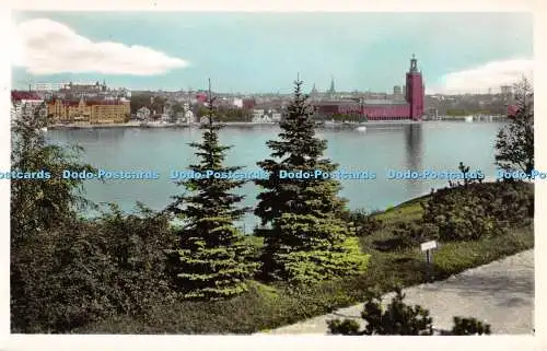 R368183 Stockholm Blick vom Südufer zum Rathaus Forlag Nordisk K