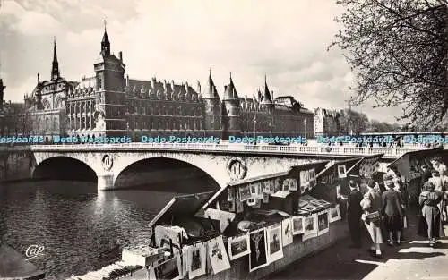 R369775 C A P 1170 Paris La Conciergerie et le Pont Napoleon RP