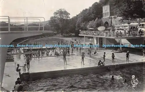 R370036 39 Oullins Rhone La Piscine au fond le Parc Les Tirages Modernes 1959