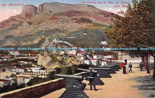 R370043 258 Monaco Les Canons sur la Place du Palais ND Phot Louis Glaser A Sauv