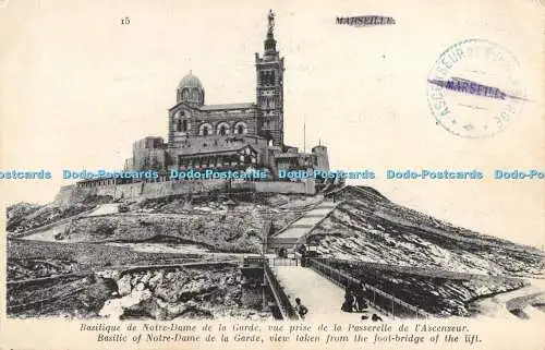 R370054 15 Marseille Basilikum Notre Dame de la Garde Blick vom Fuß