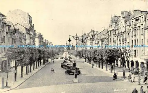 R370184 13 Reims Marne Place Drouet dErlon La Cigogne Andre Leconte