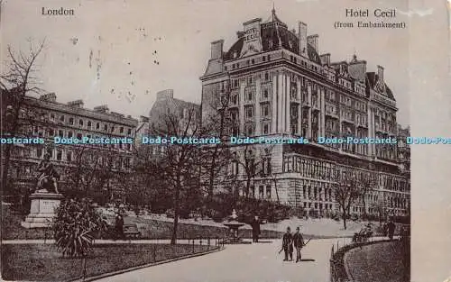 R372032 London Hotel Cecil from Embankment 1907