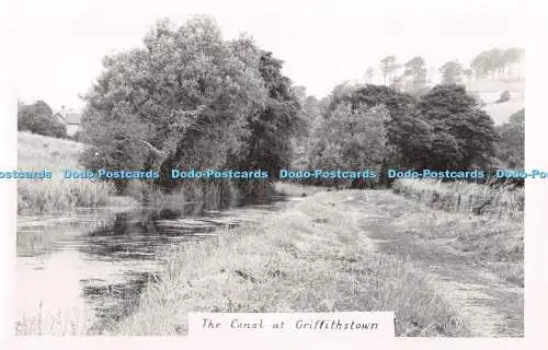 R373508 The Canal at Griffithstown