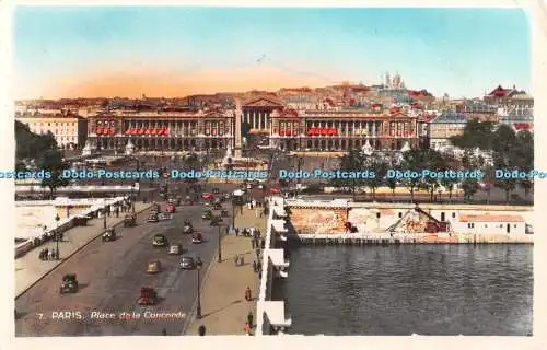 R377628 Paris Place de la Concorde U A T