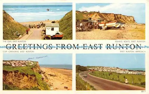 R377916 Grüße aus East Runton The Gap East Runton Fischerboote Jarrold Cot