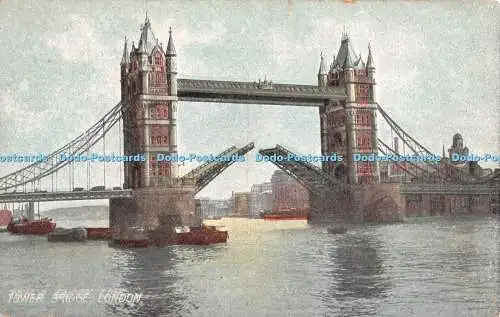 R383052 Tower Bridge London