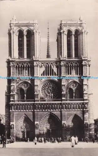 R385383 Paris 7 Notre Dame Editions du Globe RP 1955