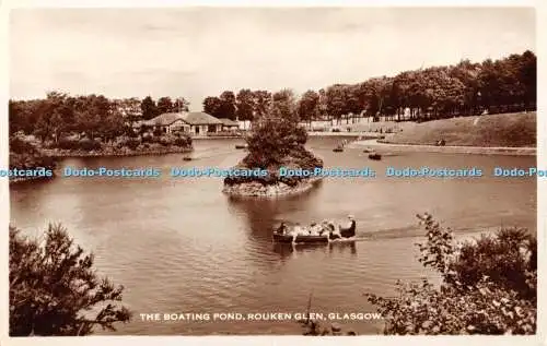 R387382 Glasgow The Boating Pond Rouken Glen Herald Serie Holmes Echtfoto Ser