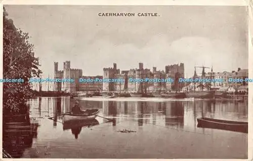 R388471 Caernarvon Castle E T W Dennis 1945