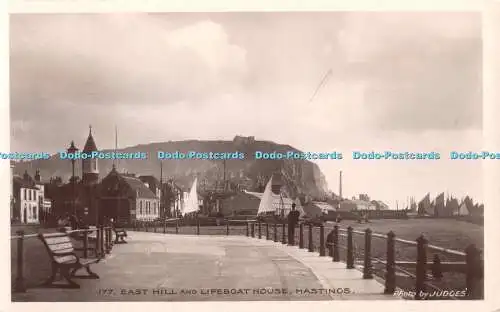 R391390 177 East Hill and Lifeboat House Hastings Richter Fotoläden