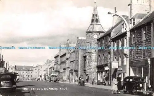 R389921 High Street Dunbar 20 Millar und Lang RP