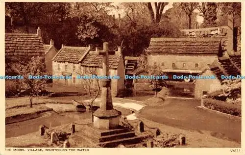 R390534 The Model Village Bourton on the Water V4111 Photochrom