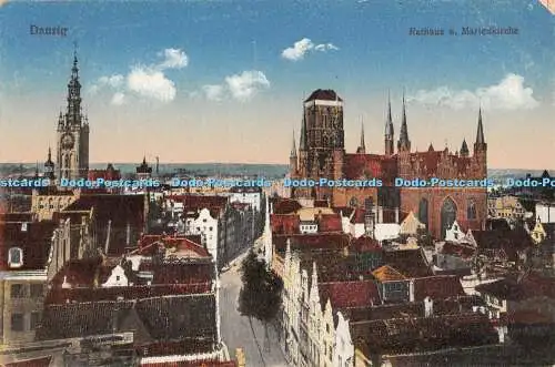 R403178 Danzig Rathaus u Marienkirche Clara Bernthal