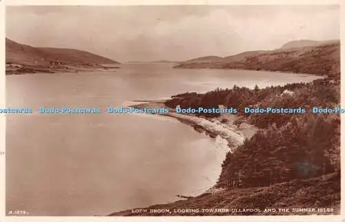 R400219 A1674 Lochbesen mit Blick auf Ullapool und die Sommerinseln am besten