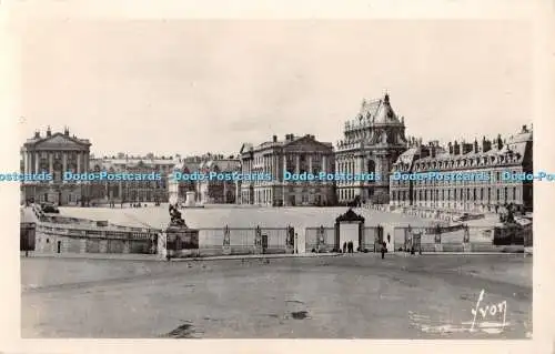 R398199 Versailles Set O 19 Facade du Palais d Art YVON