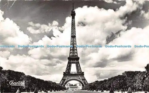 R404124 71 Paris La Tour Eiffel et le Champ de Mars Chantal 1963