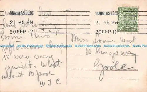 R405871 Frau mit dunklen kurzen Haaren und hellem Kleid R und K L 1912
