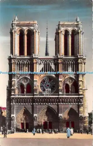 R407255 7 Paris Notre Dame Globus 1958